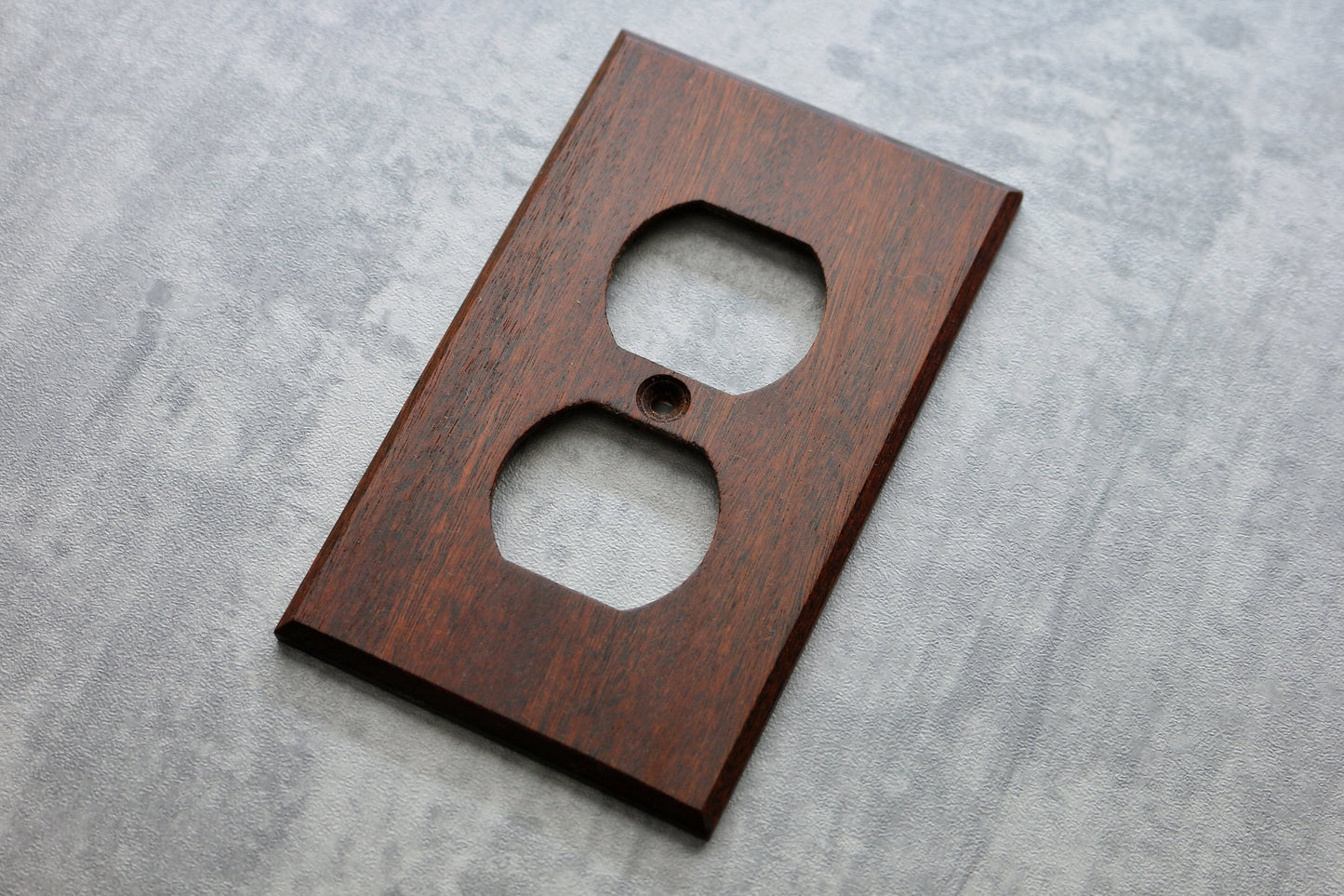 Ironwood Light Switch Cover, Wood Outlet Cover, Light Switchplate, Wallplate, 1 Gang Duplex, Front side