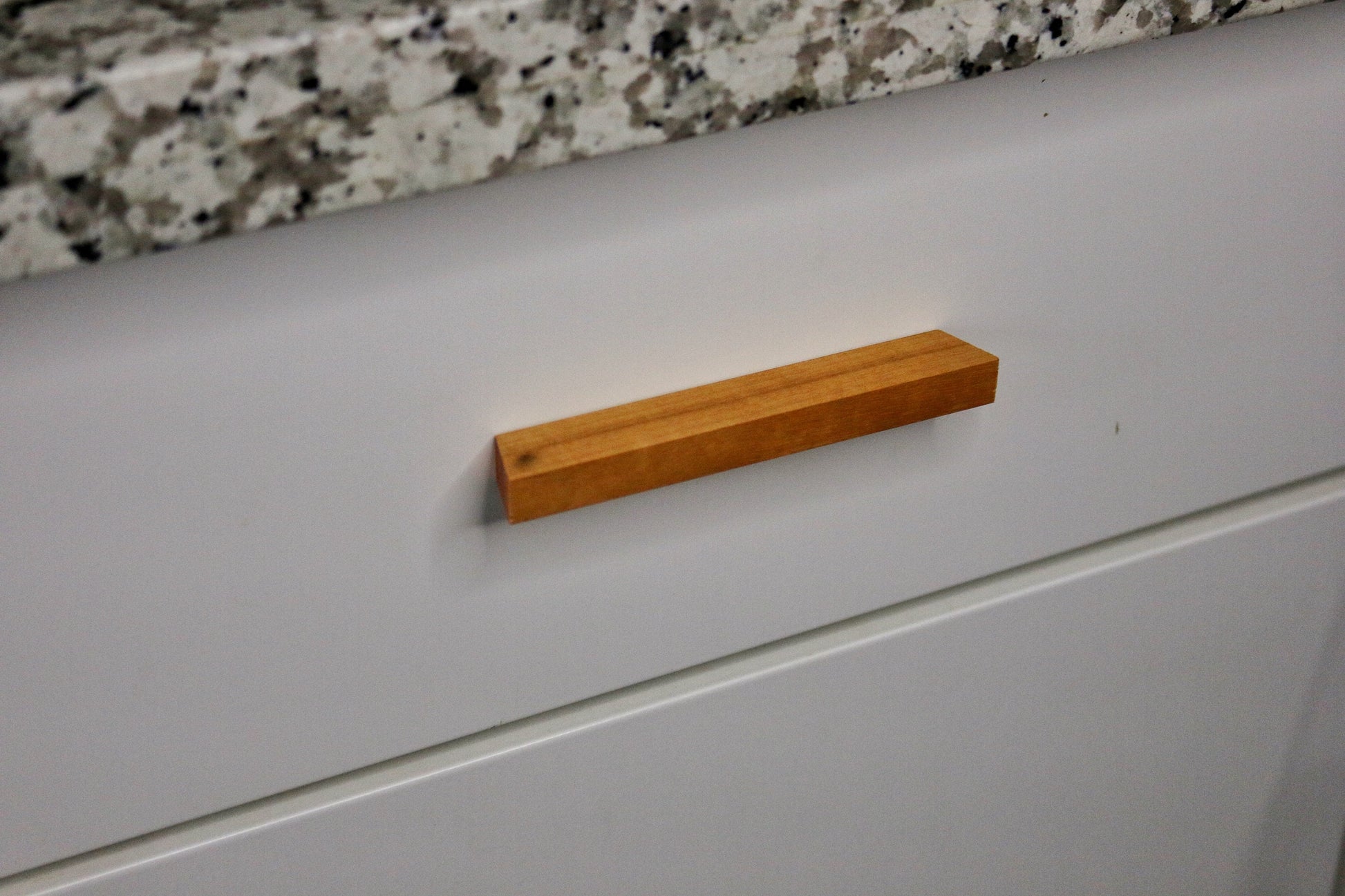 2.5" 5" 8" 10" Hardwood Wood Drawer Pulls Wooden Modern Wood Pull Solid Wood Wardrobe Door Pull Wood Cabinet Pulls Handles Kitchen Hardware